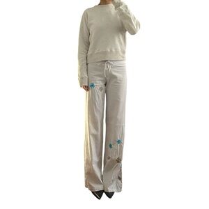 NEW  Vintage Bebe Floral Embroidered White Wide Leg Pants Size 7/8